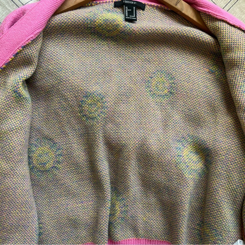Forever 21 Pink Floral Smiley Cardigan M